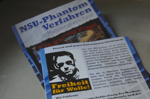 Die Flugblätter des neonazistischen FNS. Foto: a.i.d.a.