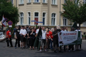 Karl-Heinz Statzberger und Matthias Fischer beim "Tag der deutschen Zukunft" am 6. Juni 2015 in Neuruppin. (c) Kilian Behrens